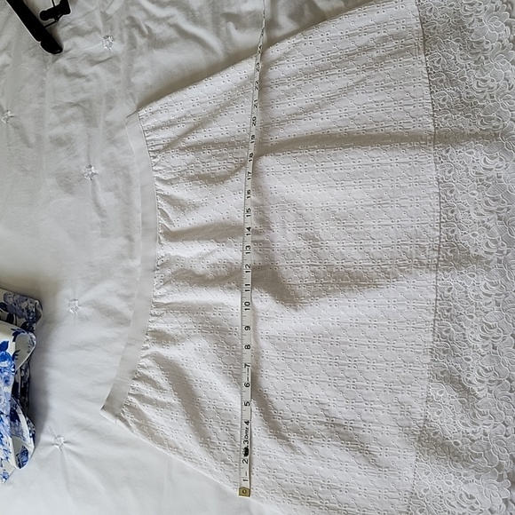 IMNYC Isaac Mizrahi Women's White Eyelet Lace Skirt- Size XL- New! - Picture 7 of 8